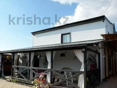 Отдельный дом · 4 комнаты · 180 м² · 5.5 сот., Березовая за 43 млн ₸ в 