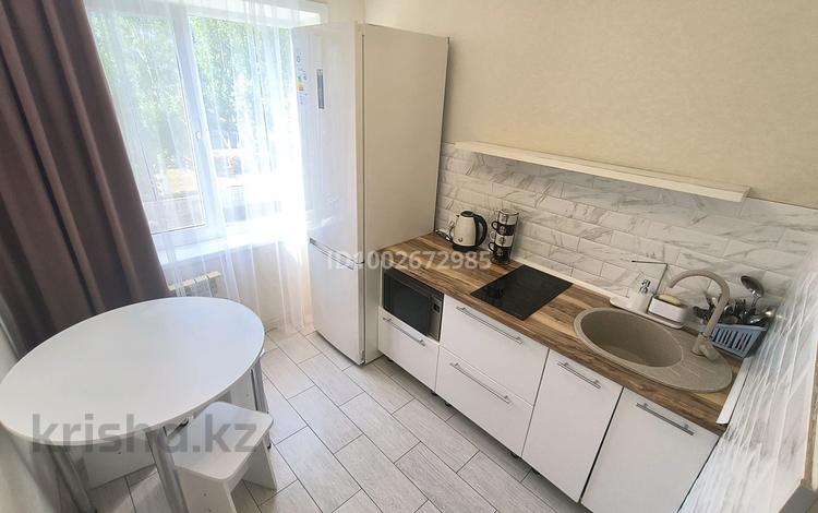 2-комнатная квартира · 42 м² · 2/5 этаж, Машхур жусупа 79 — В центре район Достык за 15 000 〒 в Экибастузе — фото 2