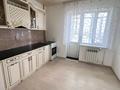 2-комнатная квартира · 59.8 м² · 7/9 этаж, самал 92 за 23.5 млн ₸ в Уральске — фото 8