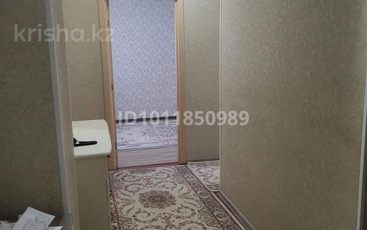 3-комнатная квартира · 70 м² · 3/5 этаж, 15-й мкр 9Б за 20.5 млн ₸ в Актау — фото 2