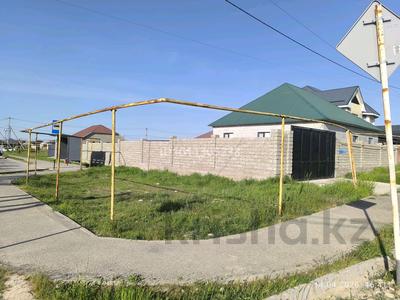 Отдельный дом · 3 комнаты · 95 м² · 8 сот., мкр Бозарык 727 — Садик Шұғыла и Школа /57 за 40 млн 〒 в Шымкенте, Абайский р-н
