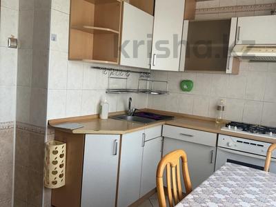 3-бөлмелі пәтер · 75 м² · 4/5 қабат, Достык — Толеби, бағасы: 350 000 ₸ в Алматы, Медеуский р-н