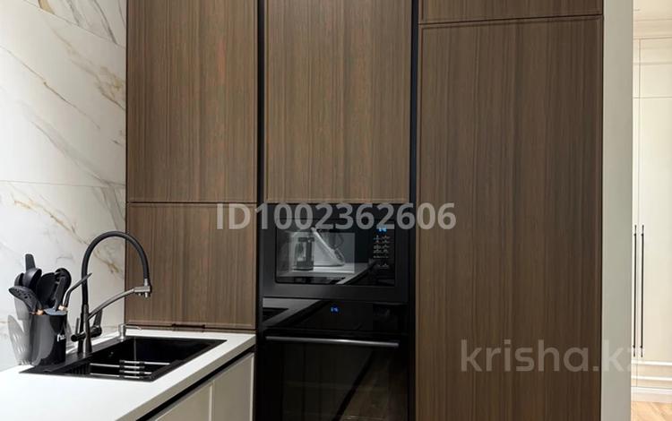 3-комнатная квартира · 112 м² · 5/7 этаж, 20-й мкр 7 за 61 млн 〒 в Актау — фото 2