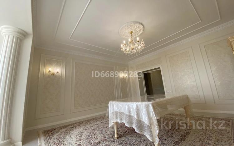 3-бөлмелі пәтер · 120 м² · 3/7 қабат, мкр. Алтын орда, Мкр. Батыс-2 72К, бағасы: 58 млн ₸ в Актобе — фото 2