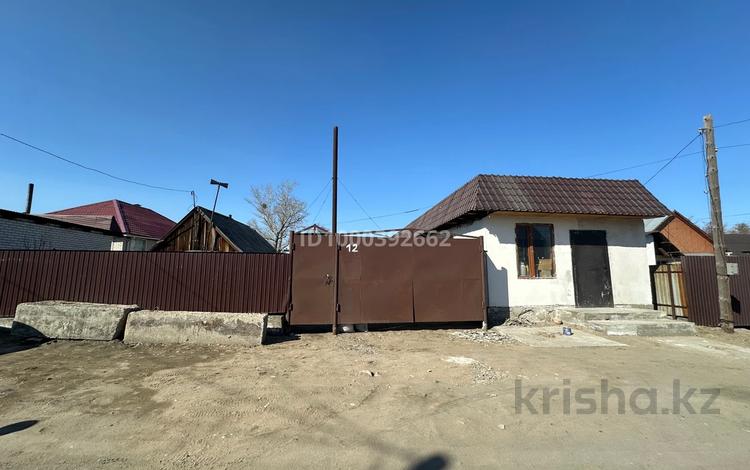 Жеке үй · 2 бөлме · 50 м² · 7 жүзд., Чернышевского 12, бағасы: 16 млн ₸ в Семее — фото 2