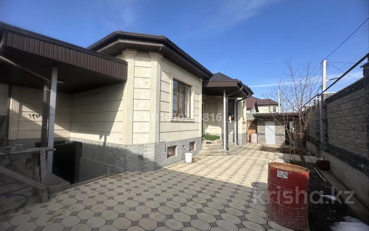 Отдельный дом · 4 комнаты · 200 м² · 5 сот., Учётный квартал 273 467/25 за 90 млн ₸ в Абай — фото 2