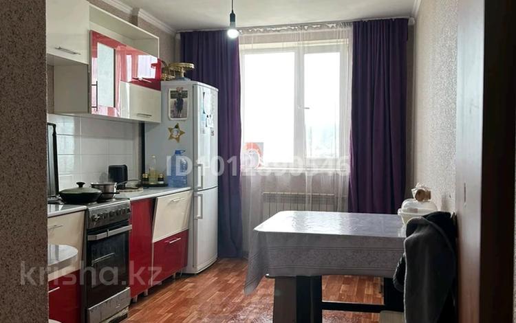 3-бөлмелі пәтер · 87 м² · 5/5 қабат, Молдагулова 17/4, бағасы: 29 млн ₸ в Усть-Каменогорске — фото 2