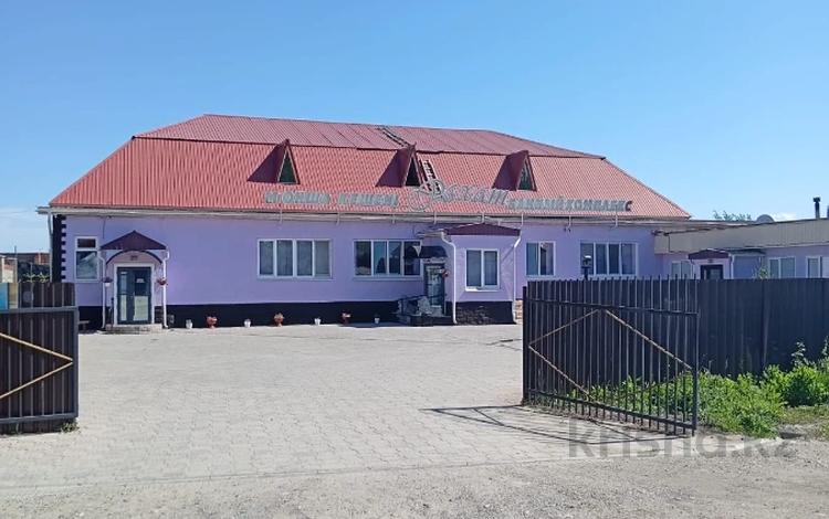 Свободное назначение, общепит, бани, гостиницы и зоны отдыха · 1720 м² за 310 млн 〒 в Усть-Каменогорске — фото 12