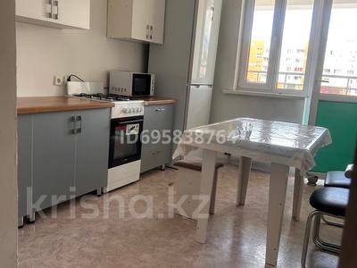 Пәтерлер в Алматы: 2-бөлмелі пәтер · 56 м² · 3/6 қабат, мкр Мадениет 834/24, бағасы: 200 000 〒 2-бөлмелі пәтер · 56 м² · 3/6 қабат, мкр Мадениет 834/24, бағасы: 200 000 〒 в Алматы, Алатауский р-н