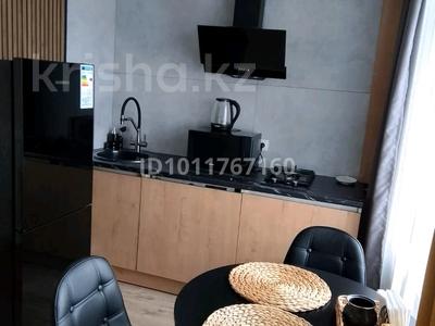 1-бөлмелі пәтер · 32 м² · 7/9 қабат, Просп. Нуркена Абдирова 32, бағасы: 15 000 ₸ в Караганде, Казыбек би р-н