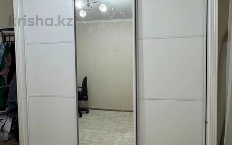 4-комнатная квартира · 90 м² · 2/5 этаж, мкр 8, Братья Жубановых за 24 млн ₸ в Актобе — фото 2