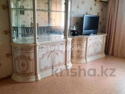 3-бөлмелі пәтер · 72 м² · 2/10 қабат, проспект Абая 71/1, бағасы: 23 млн ₸ в Уральске, мкр Школьник