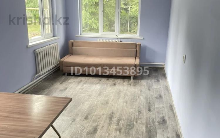 1-бөлмелі пәтер · 40 м² · 2/2 қабат, Алматинская — Красный восток, бағасы: 150 000 ₸ в Есик — фото 4