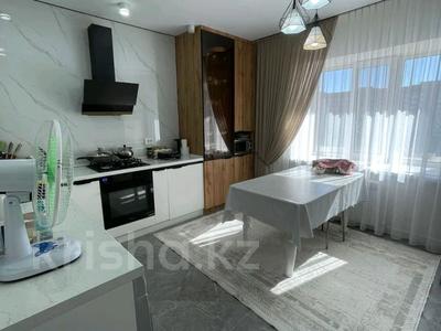 3-бөлмелі пәтер · 99.7 м² · 6/9 қабат, мкр. Алтын орда, бағасы: 42.5 млн ₸ в Актобе