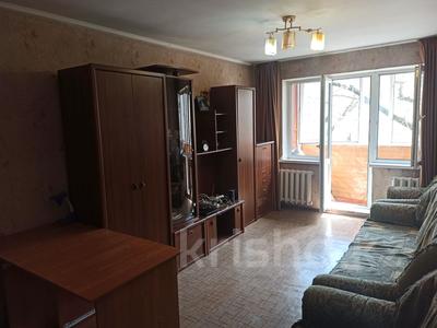 1-комнатная квартира, 33 м², 4/4 этаж, мкр №10 А, мкр №10 19 — Жандосова - Юрия Кима за 19 млн 〒 в Алматы, Ауэзовский р-н