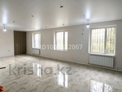 Свободное назначение, офисы, магазины и бутики, образование, кабинеты и рабочие места, студии · 110 м² за 250 000 〒 в 