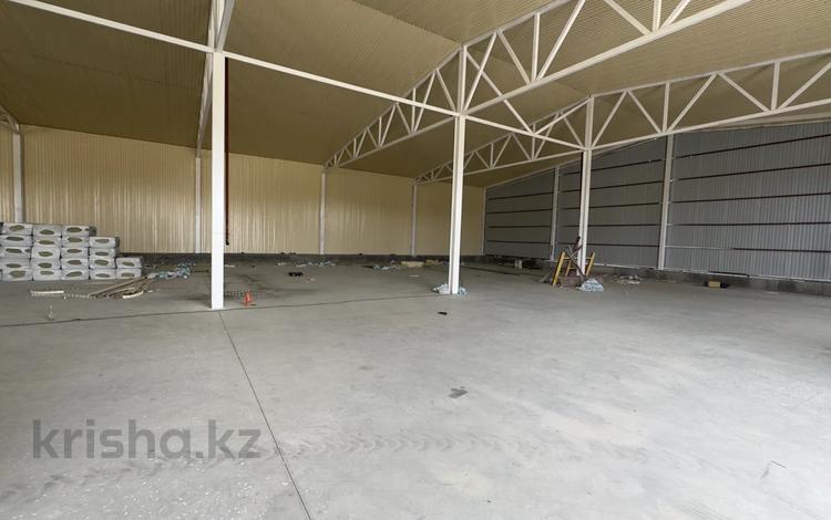 Өнеркәсіптік база · 1080 сотық, Мкр. Карасу 17 б, бағасы: 2.7 млн ₸ в Алматы, Жетысуский р-н — фото 2