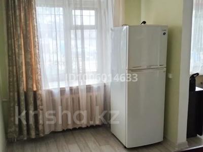 3-бөлмелі пәтер · 50 м² · 1/4 қабат, Майкудук, Архитектурная 5 — Акимат,Цон, отдел полиции, бағасы: 150 000 ₸ в Караганде, Алихана Бокейханова р-н