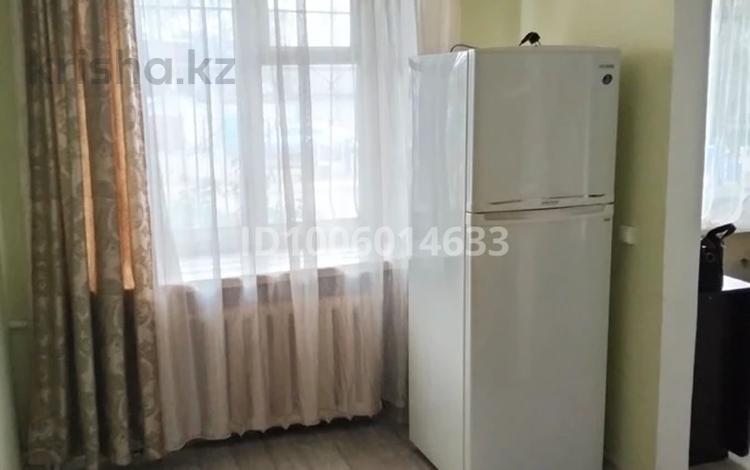 3-бөлмелі пәтер · 50 м² · 1/4 қабат, Майкудук, Архитектурная 5 — Акимат,Цон, отдел полиции, бағасы: 150 000 ₸ в Караганде, Алихана Бокейханова р-н — фото 4