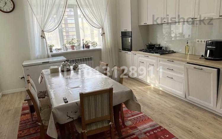4-бөлмелі пәтер · 152.5 м² · 5/6 қабат, мкр. Алтын орда, Мангилик Ел 19, бағасы: 70 млн ₸ в Актобе — фото 2
