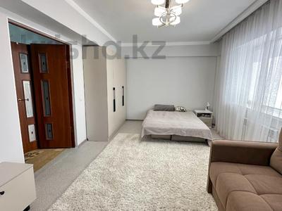1-комнатная квартира · 42 м² · 1/5 этаж, 8 мкр 9 за 18.3 млн ₸ в Талдыкоргане, мкр Бирлик