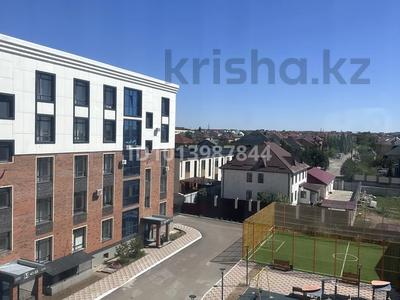 3-комнатная квартира · 80 м² · 4/5 этаж, мкр Кунгей , Гапеева 1/9 — Просторная 3 ком.квартира Автоцентр Бахус за 47 млн ₸ в Караганде, Казыбек би р-н