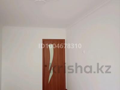 2-бөлмелі пәтер · 44 м² · 3/5 қабат, Майкудук, Майкудук, 18й микрорайон 3 — Магазин феллида, бағасы: 13 млн ₸ в Караганде, Алихана Бокейханова р-н