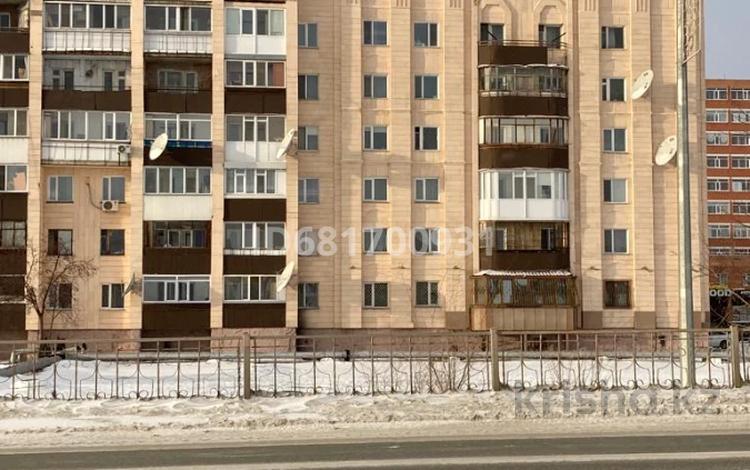 3-комнатная квартира, 62 м², 5/6 этаж, Назарбаева 2Б за 21 млн 〒 в Кокшетау — фото 2
