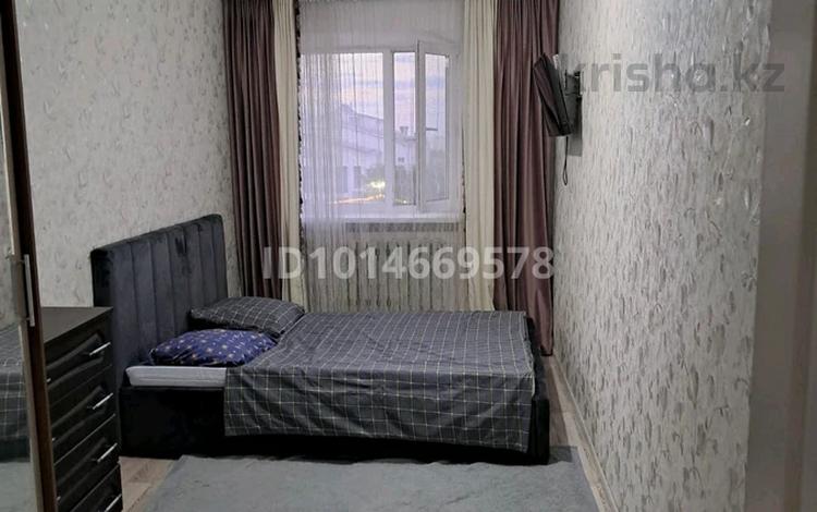 3-бөлмелі пәтер · 57 м² · 5/5 қабат, Кисунько 1 — В центре города на площади, бағасы: 110 000 ₸ в Приозёрске — фото 2