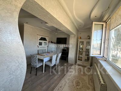 Продажа квартир в Мангистауской обл.: 5-комнатная квартира · 106 м² · 1/5 этаж, 27-й мкр 80 — Около супермаркета Аман за 40 млн 〒 5-комнатная квартира · 106 м² · 1/5 этаж, 27-й мкр 80 — Около супермаркета Аман за 40 млн 〒 в Актау