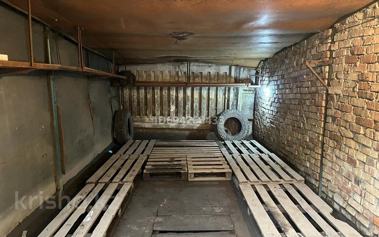 Гараж · 16 м² · мкр №8, Садовникова — улица садовникова за 20 000 〒 в Алматы, Ауэзовский р-н — фото 2