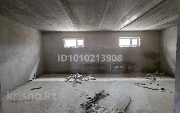 8-бөлмелі пәтер · 420 м², 29а мкр, Мкр.29а 100, бағасы: 55 млн ₸ в Актау — фото 2