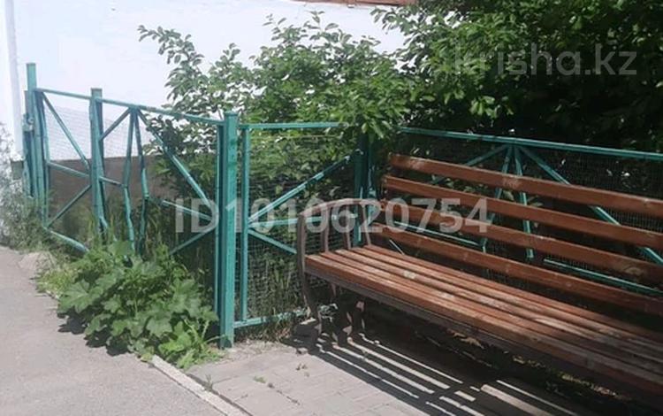 4-бөлмелі пәтер · 76.9 м² · 1/5 қабат, Каратюбинское шоссе 46, бағасы: 40 млн ₸ в Шымкенте, Енбекшинский р-н — фото 3