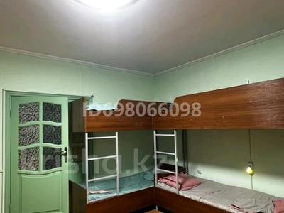 6 бөлмелер, 220 м², мкр Самал-2 Самал 2, 53, бағасы: 60 000 〒 в Алматы, Медеуский р-н