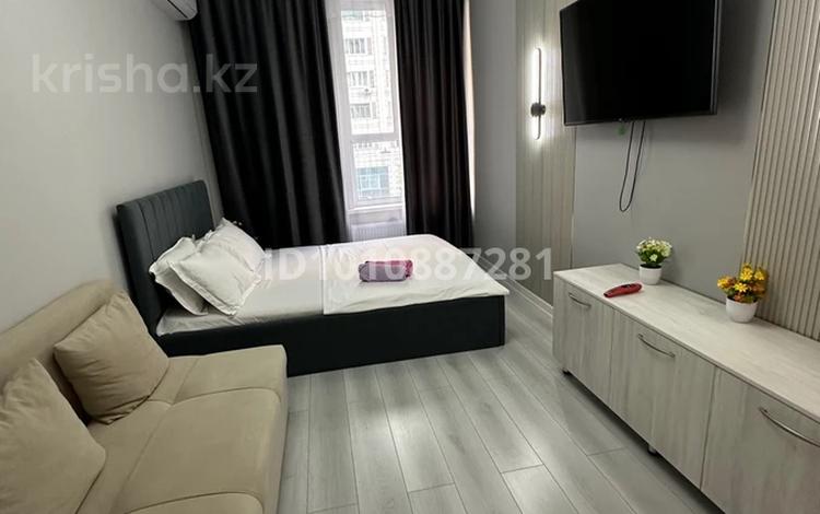 1-комнатная квартира · 40 м² · 3/18 этаж, Тургут Озала 160 за 20 000 ₸ в Алматы, Бостандыкский р-н — фото 2