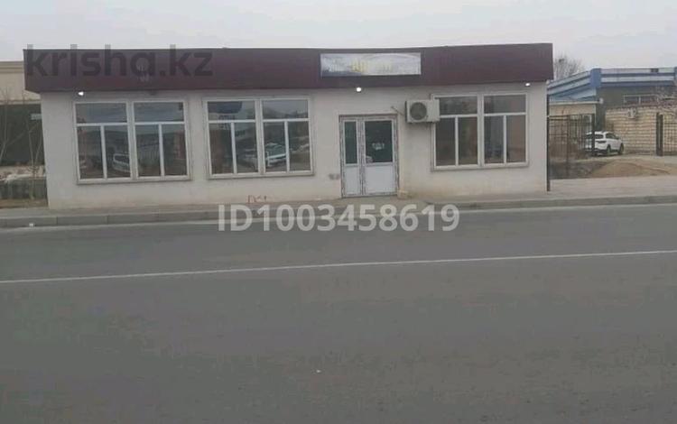 Магазины и бутики · 134 м² за 250 000 ₸ в Актау, 1-й мкр — фото 2