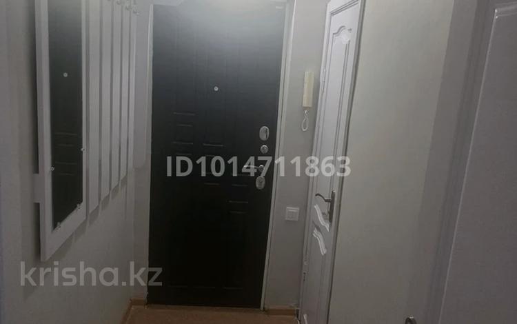 3-комнатная квартира · 65 м² · 2/5 этаж, мкр Самал-1, Жолдасбекова — Напротив ТРЦ Достык Плаза за 420 000 ₸ в Алматы, Медеуский р-н — фото 2