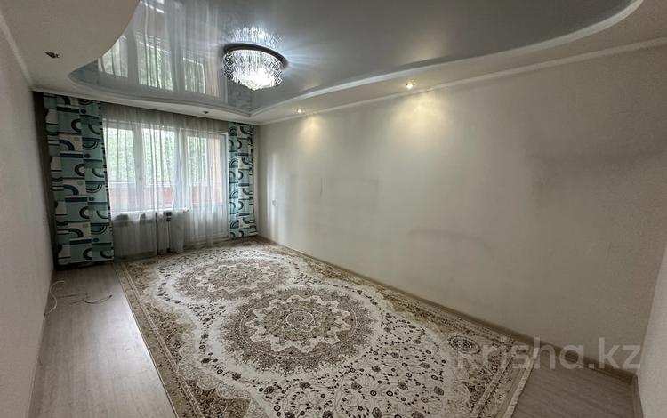 3-комнатная квартира · 68 м² · 4/5 этаж, Владимира Радостовца 34 за 350 000 ₸ в Алматы, Алмалинский р-н — фото 2