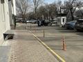 Свободное назначение, офисы, магазины и бутики, общепит, салоны красоты, медцентры и аптеки, образование, развлечения · 94 м² за ~ 150 млн ₸ в Алматы, Алмалинский р-н — фото 12