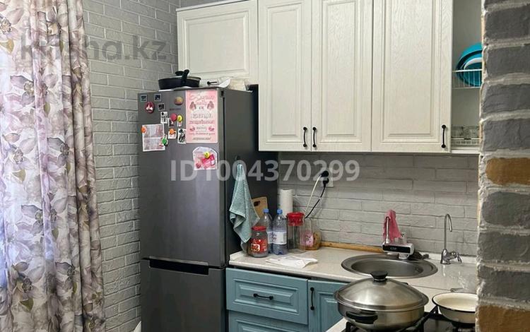 1-бөлмелі пәтер · 41 м² · 2/2 қабат, Ащыбулак 41 — Б.Момышулы, бағасы: 8.5 млн ₸ в  — фото 2