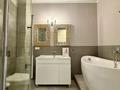 6-комнатная квартира · 260 м² · 1/3 этаж, мкр Самал-3, Кажымукана 49 — Юбилейный за 204 млн ₸ в Алматы, Медеуский р-н — фото 34