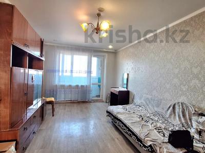 2-комнатная квартира · 44 м² · 5/5 этаж, Майкудук, 17й микрорайон за 9.5 млн 〒 в Караганде, Алихана Бокейханова р-н