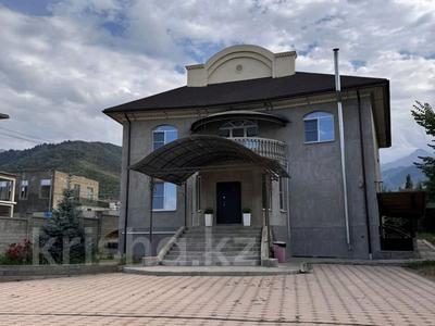 Отдельный дом · 6 комнат · 608 м² · 15 сот., Розы жамаевой 200 за 259 млн ₸ в Алматы, Бостандыкский р-н