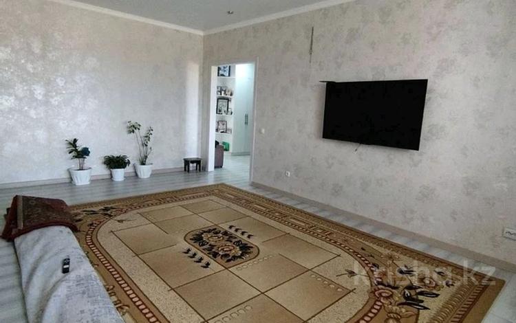 3-бөлмелі пәтер · 87.2 м² · 4/5 қабат, Сарыарка 9/4, бағасы: 30.1 млн ₸ в Кокшетау — фото 2