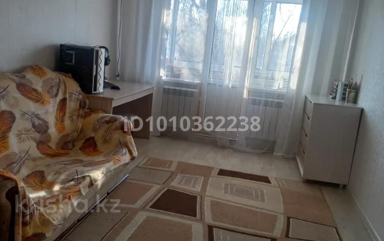 1-бөлмелі пәтер · 30.4 м² · 5/5 қабат, Р-н Дом Быта, бағасы: 12.5 млн ₸ в Уральске — фото 2