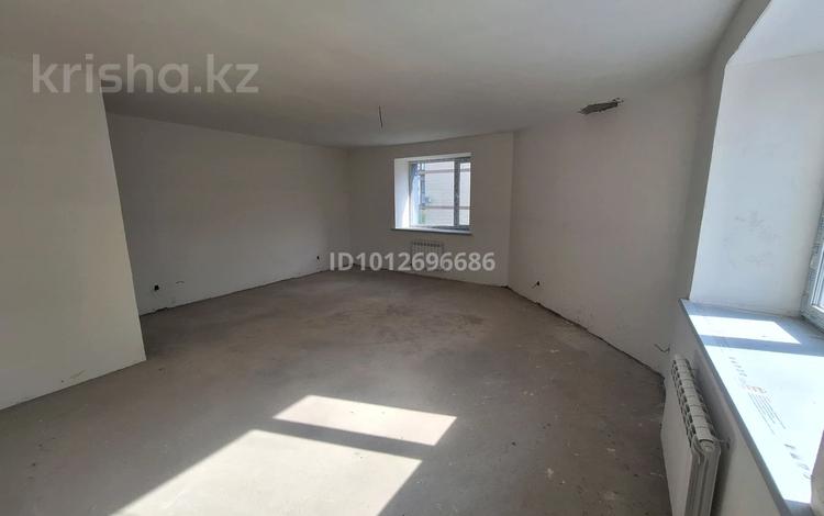 3-бөлмелі пәтер · 120.5 м² · 4/12 қабат, Бухвр Жирау 32, бағасы: 59.9 млн ₸ в Астане, Есильский р-н — фото 20