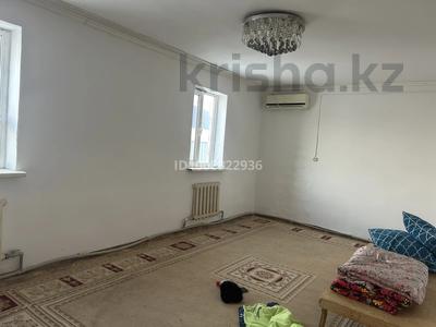 Отдельный дом · 3 комнаты · 100 м², мкр Атырау, Акарыс 36 — Еласыл магазин за 100 000 〒