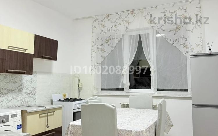 1-комнатная квартира · 40 м² · 5/5 этаж, мкр Саялы 71 — В районе Автоцона Саялы 1 за 170 000 ₸ в Алматы, Алатауский р-н — фото 9