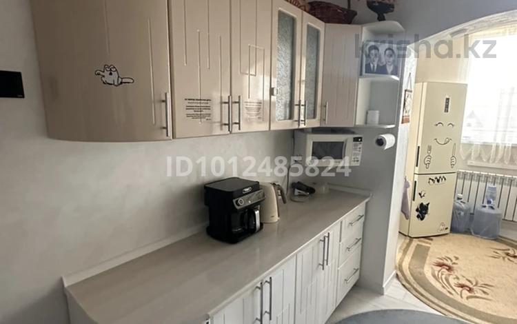 3-комнатная квартира · 72 м² · 3/5 этаж, Абая 61 за 25 млн ₸ в Сатпаев — фото 2