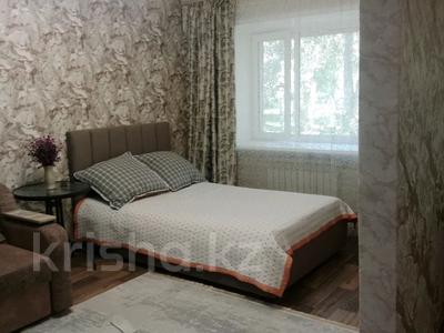 1-бөлмелі пәтер · 36 м² · 1/4 қабат, Назарбаева 14/1 — Район площади Ушанова, бағасы: 2 000 〒 в Усть-Каменогорске, Ульбинский